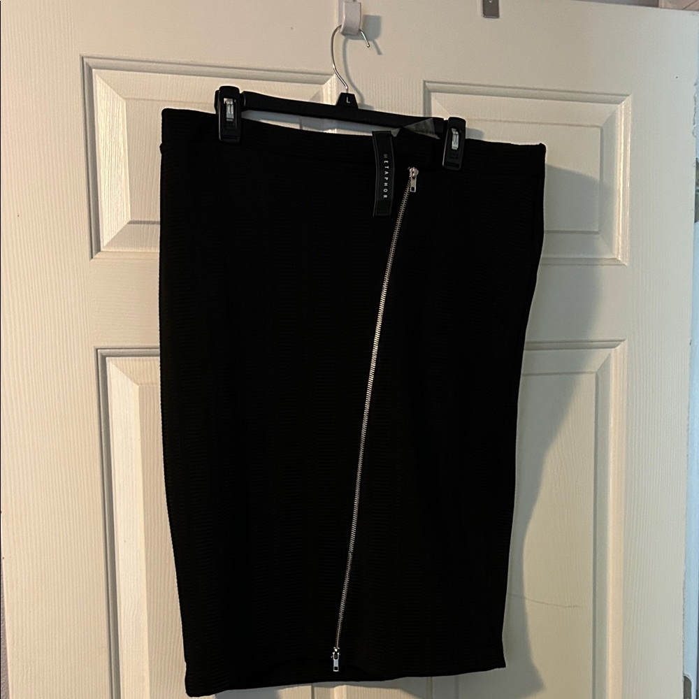 Metaphor Black Pencil Skirt with Zipper